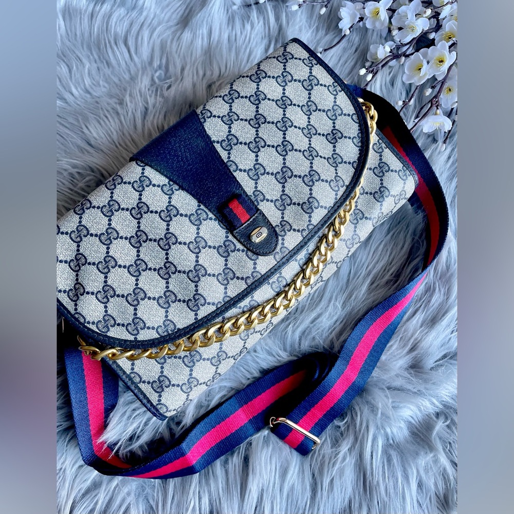 Authentic Gucci vintage web sherry line clutch crossbody bag 89.01.031 (NW460)